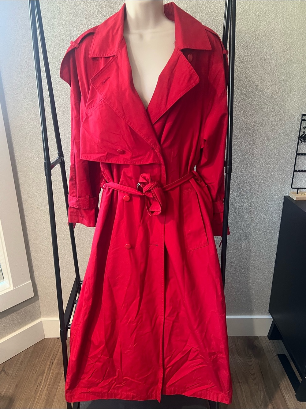 Vintage Women's At Ease Red Double-Breasted Trench Coat with Belt